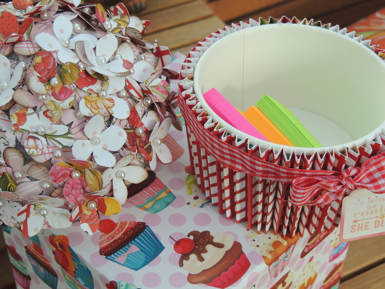 Cupcake for a friend... *MCS LE Kit Aug 2014*