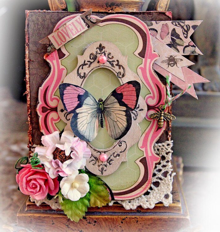 Lovely ATC *Scraps Of Elegance* April Kit~Flutter