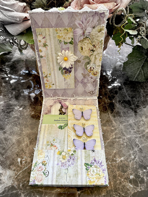 Hello Spring Card With Treasure Pocket **Reneabouquets**