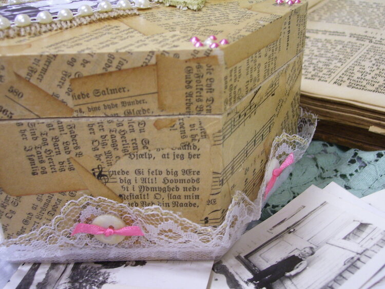Vintage Trinket Box