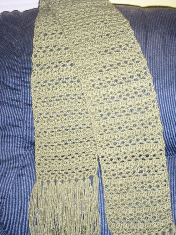 Simple shells &amp; lace scarf