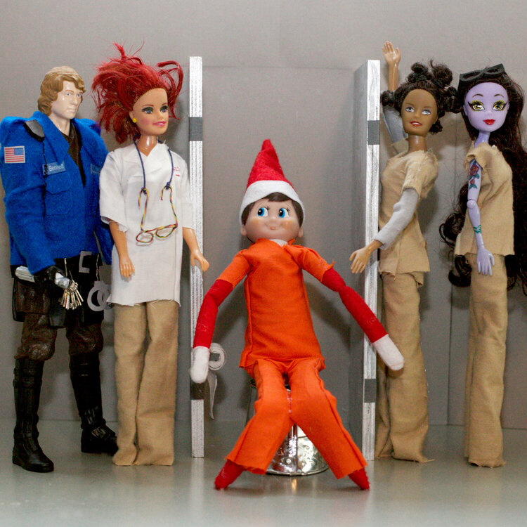 Elf on the Shelf does TV!