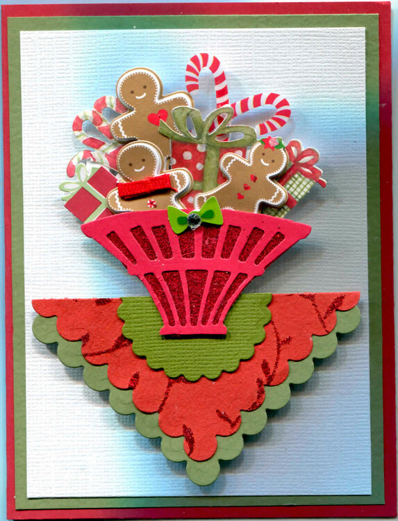 GINGERBREAD BASKET