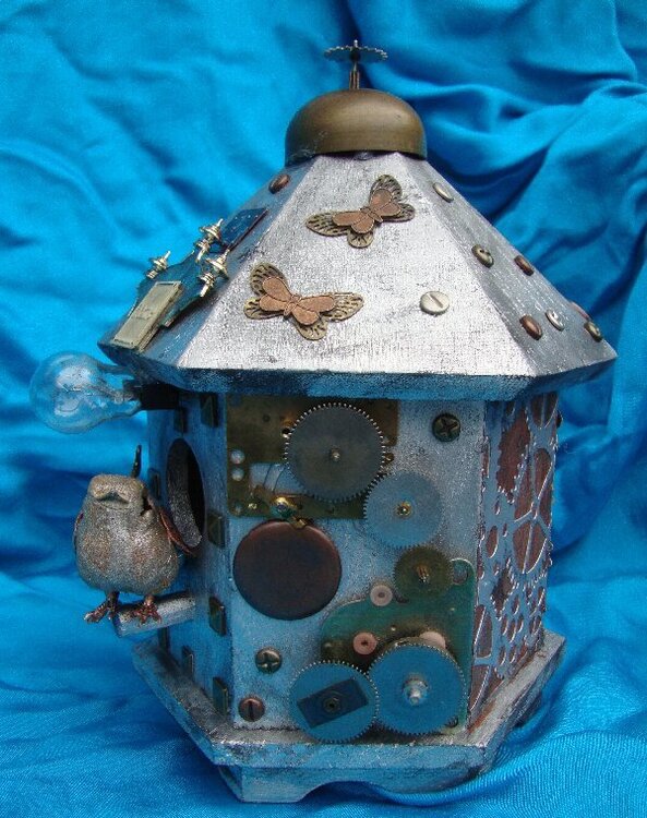 Steampunk Birdhouse with Clockwork Bird