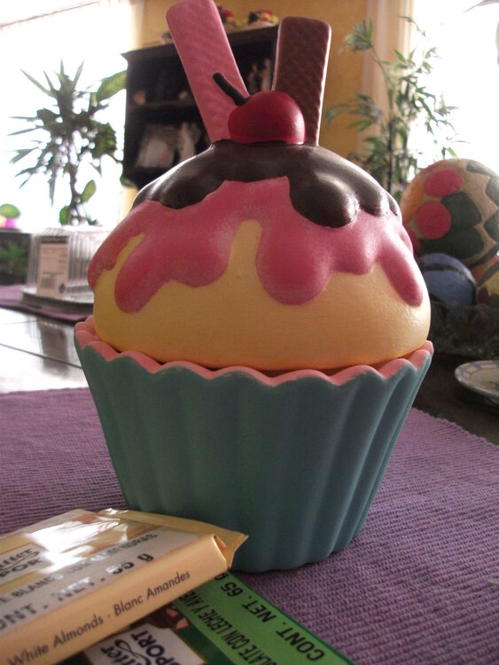 Big Cupcake
