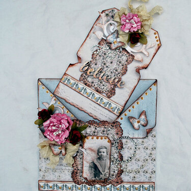 Card and tag set *Scrap That! Exclusive Pion Design Birdsong Kit*