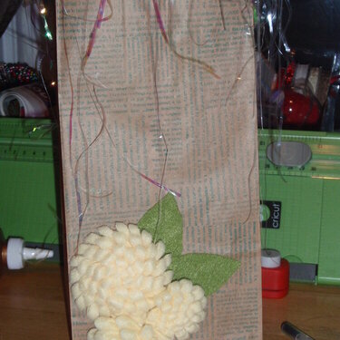 Yellow flower gift bags
