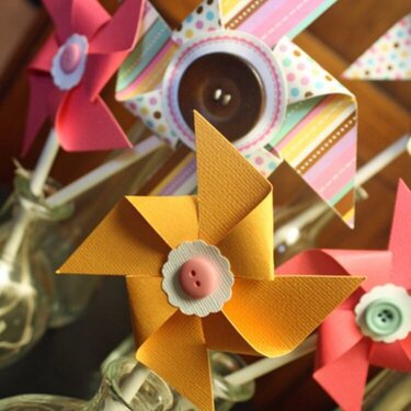 *Elle's Studio May* Spring pinwheels