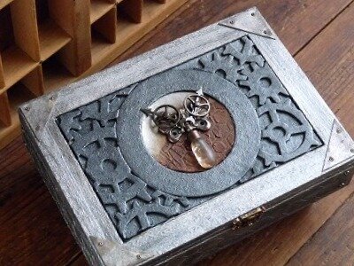 steampunk box