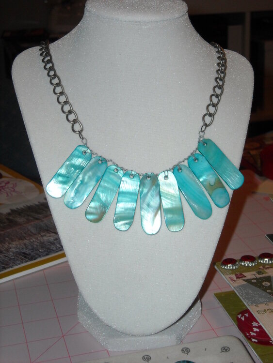 Turquoise shell necklace