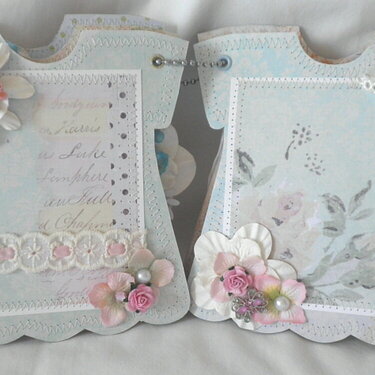 Pretty Shabby Chic Eyelet Lace Layout Pages