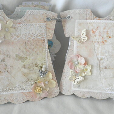 Beautiful Rose Lace Vellum Pocket Layout Pages