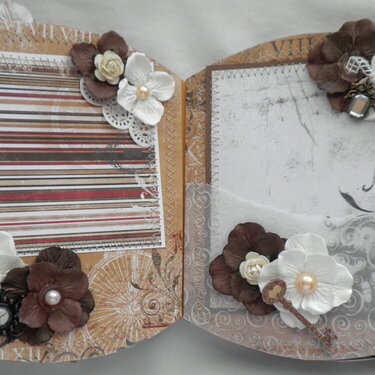 Vellum Pocket page from Shabby Chic Purse Album