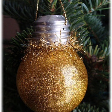 Upcycled Light Bulb Ornament