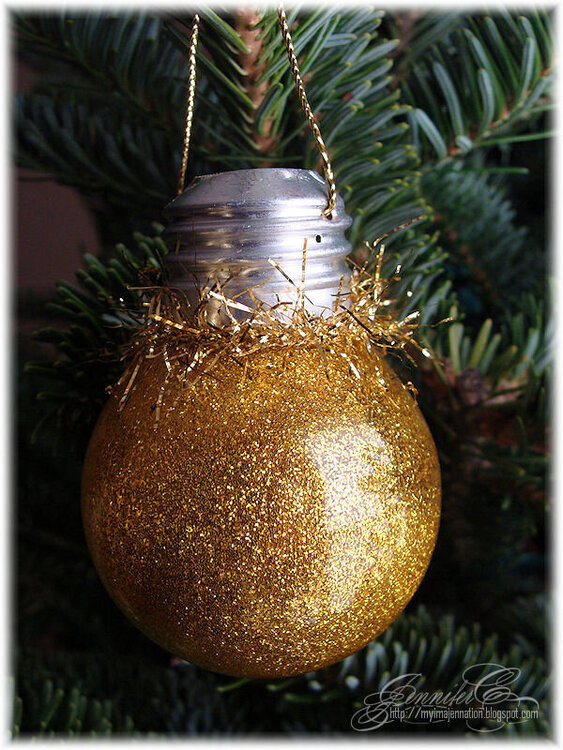 Upcycled Light Bulb Ornament