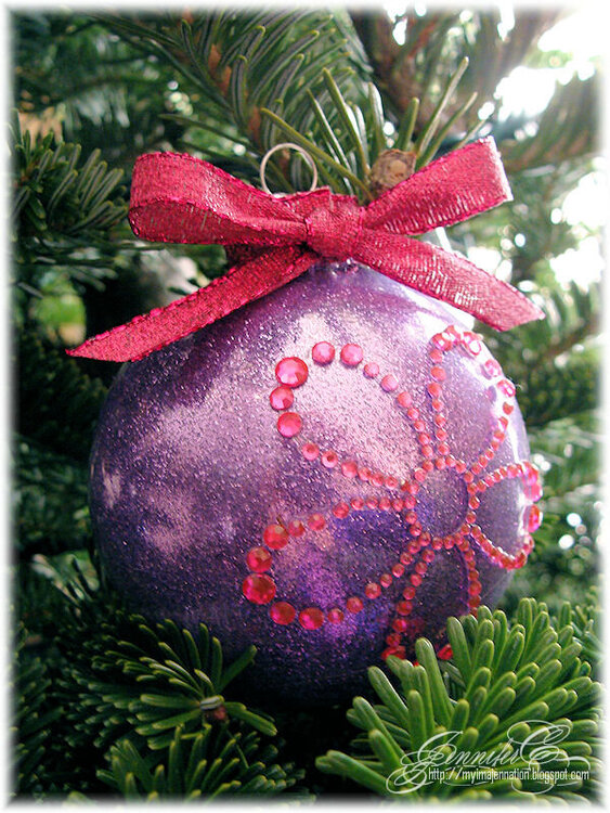 Glitter Ornament 4