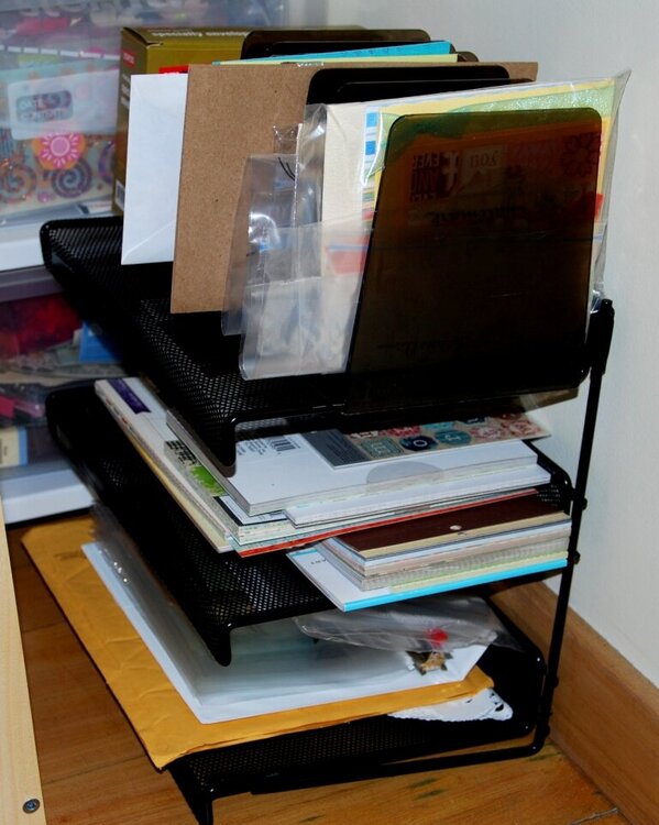 Card stock and greeting card storage and organizer idea
