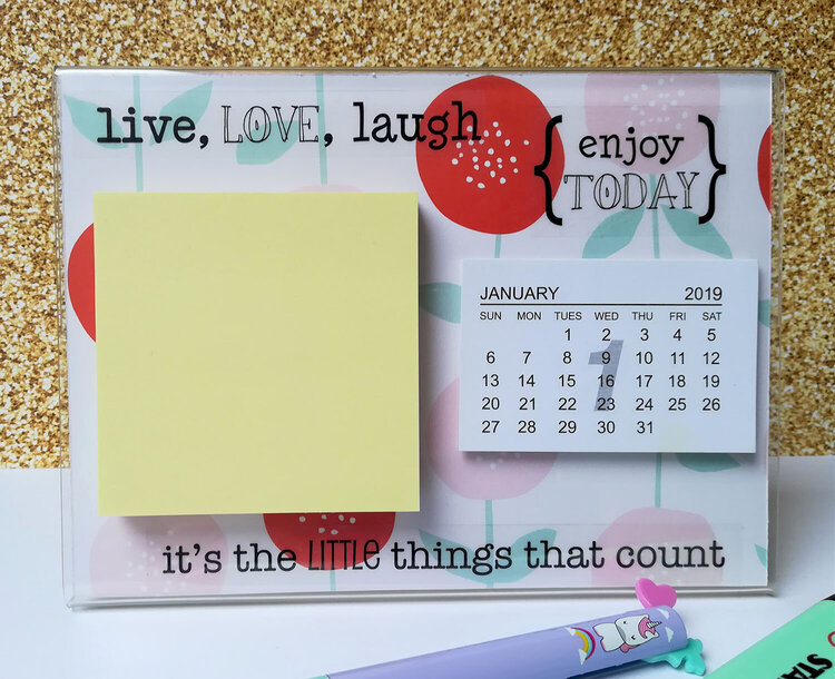 Sticky note and table calendar holder