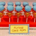 Cake Pops Superman