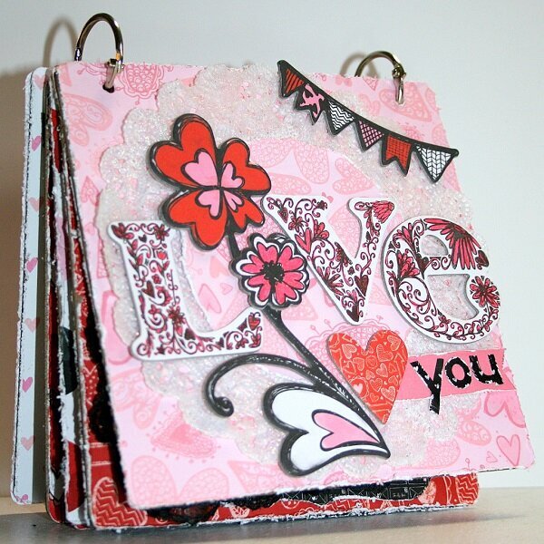 Love Mini Ablum *My Creative Scrapbook*