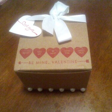 A valentine&#039;s treat box