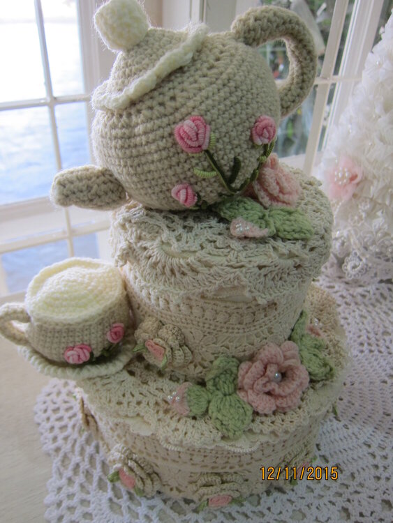 Crochet Tea pot&amp; cup 2 tier Cake box