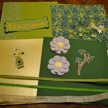 Green and White Flower kit