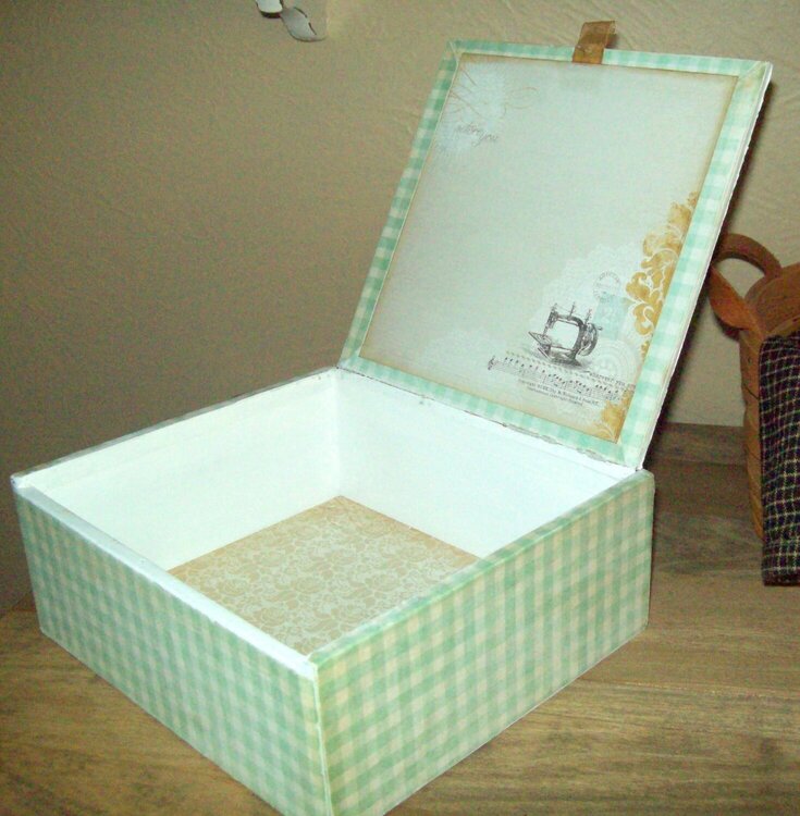 Altered cigar box (inside)