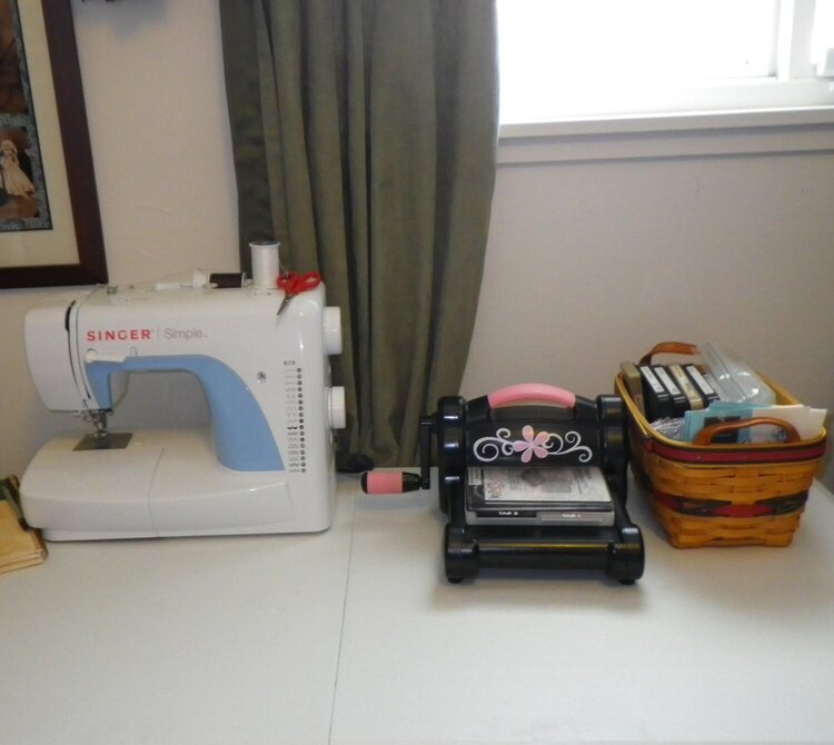 My sewing and die cut table    pic 10