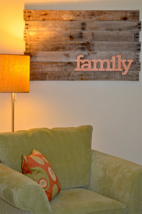 Altered Project: Family Pallet Wall Art