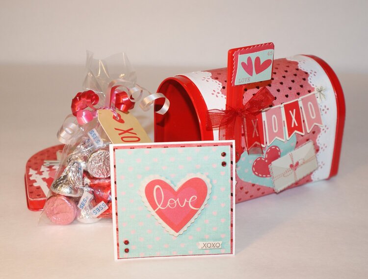 Valentine&#039;s Day Mini Mailbox Favors and Mini Cards