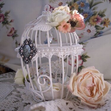 Shabby Chic**Altered Mini Bird Cage**View 2