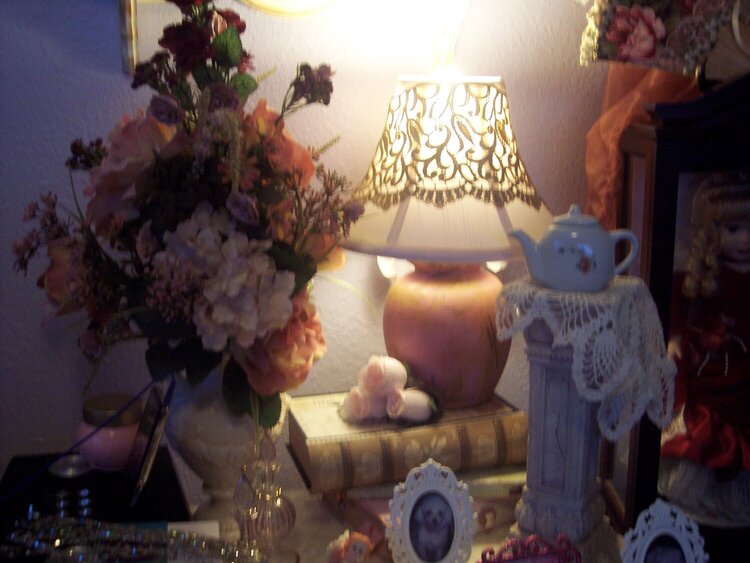 Shabby Victorian Chic**Altered Lamp