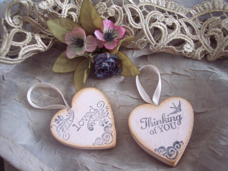 Shabby Vintage Chic**Altered Wooden Hearts