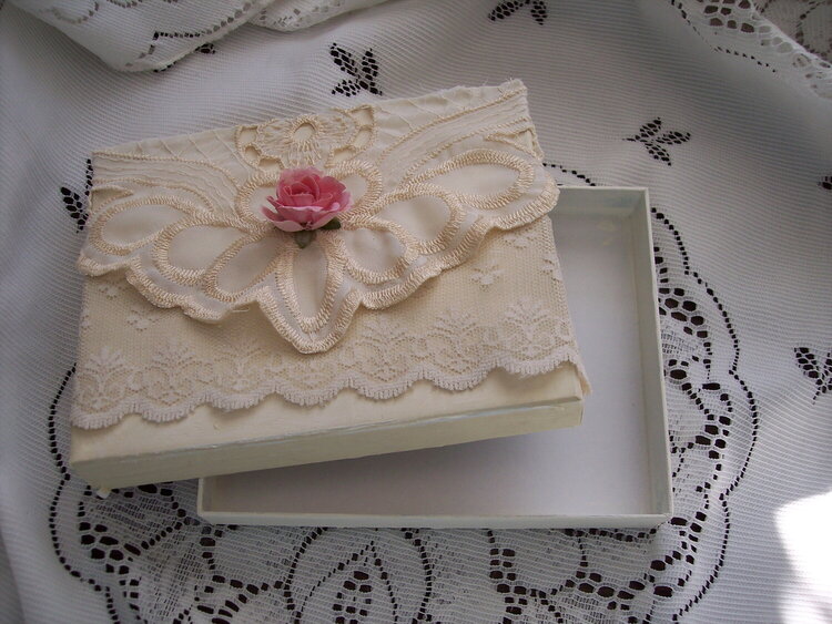 Shabby Chic**Altered Box