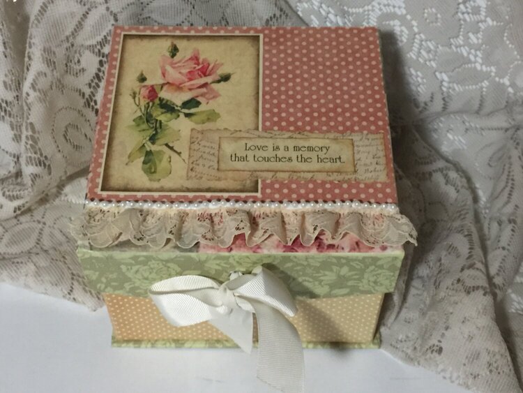 Shabby Chic**Altered Box - Front View