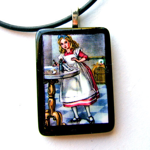 ALICE IN WONDERLAND &quot;DRINK ME&quot; pendant necklace