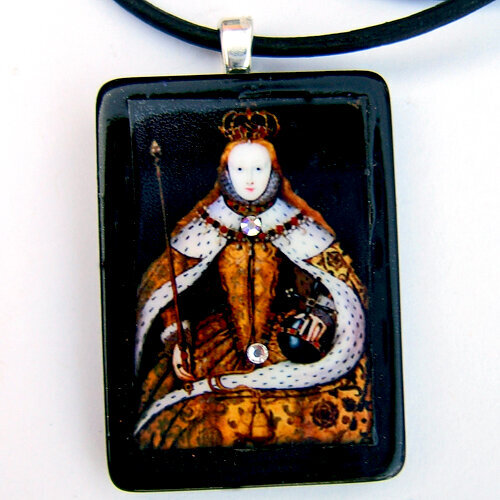 Elizabeth the first coronation painting necklace pendant