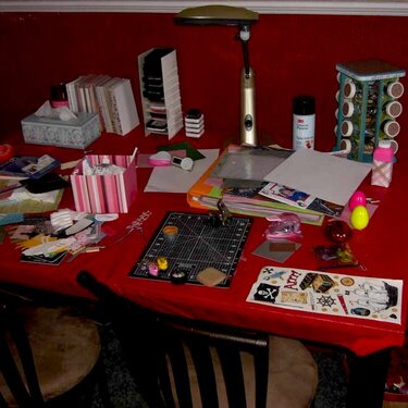 Yes, that is my table! MESSY!!