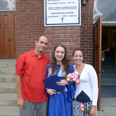 Caitlin with her mom and dad