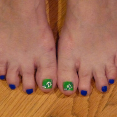 Seahawk toes
