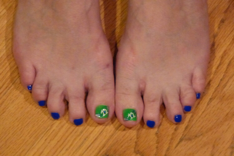 Seahawk toes
