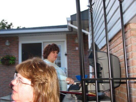 Photo of someone BBQ&#039;ing