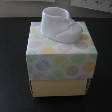 baby gift box with lid