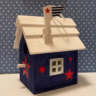 Red/white & blue birdhouse