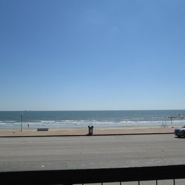 view from restaurant i was at yesterday, in Galveston. This is about 35 minutes from where i live.