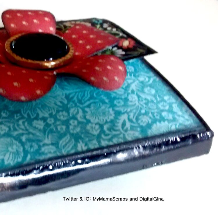 Graphic 45 Couture 3x3 Photo Album Purse