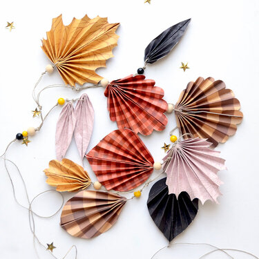 Fall leaves garland decor