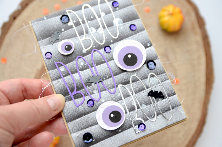 Spooky eyes cards
