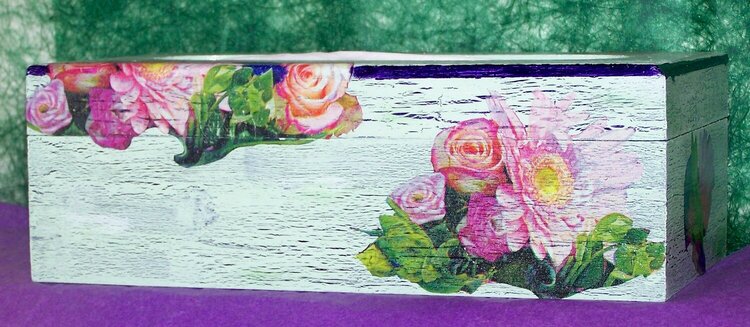 Box for kleenex with flowers